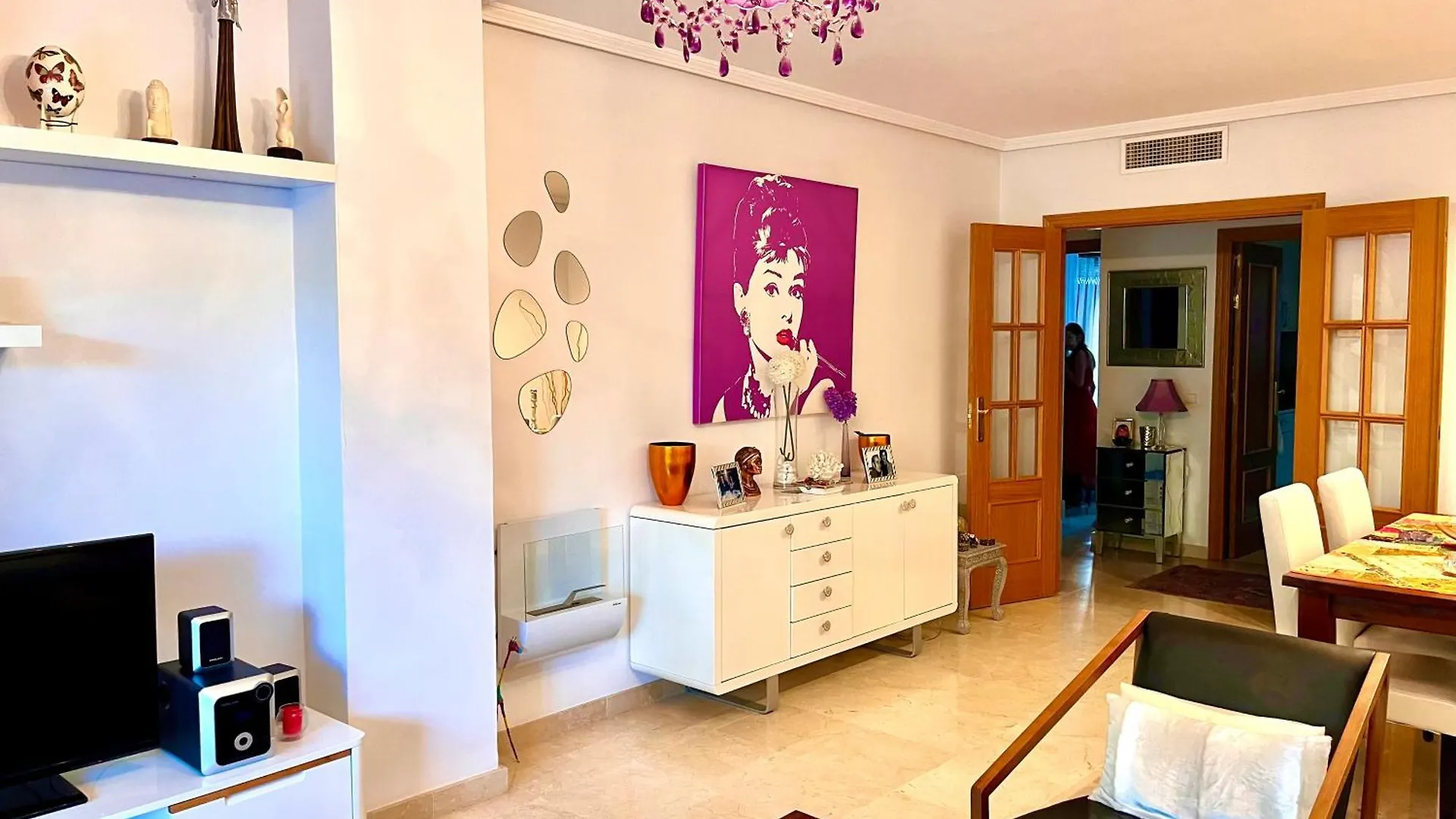 Beach Apartment Two Bedrooms In Cabopino ماربيا